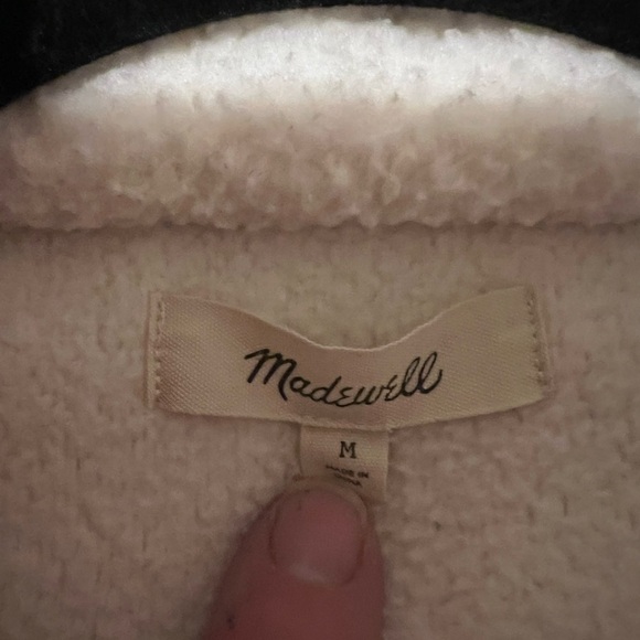 Madewell fleece pullover with patch pockets - Picture 3 of 6